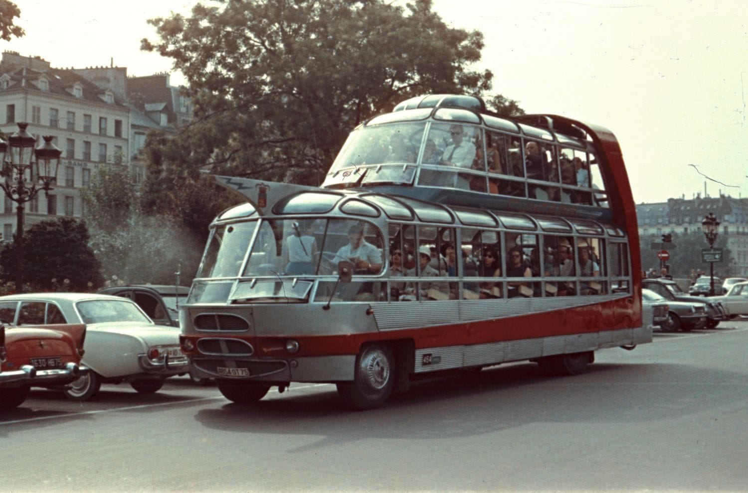 Vinted et ses effets délétères et un bus au look rétrofuturiste #67